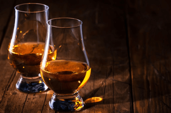 Kieliszki Bourbonowe